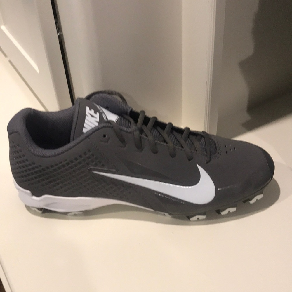 Nike Vapor Strike Size 13